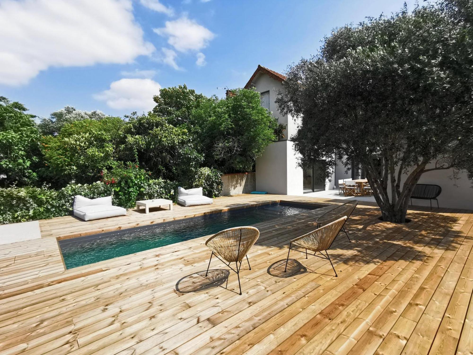 La De L'ecole ! Piscine, Jardin, Garage, Clim ! * Carcassonne